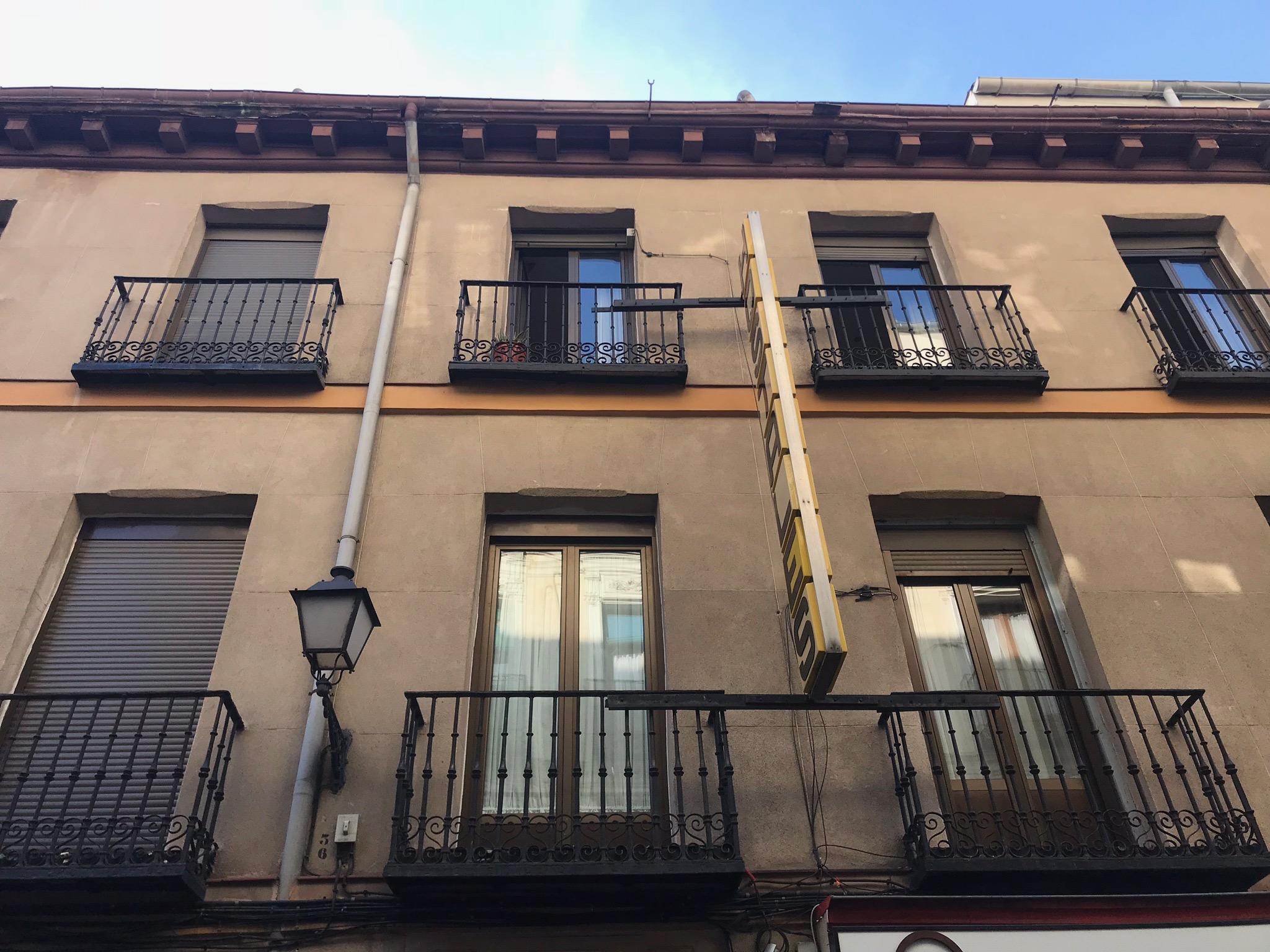 Hostal Los Perales Madrid Luaran gambar The house of Francisco de Quevedo in Madrid